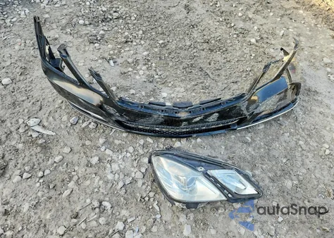 2013 Mercedes-Benz E 350 4Matic из США, поврежденный, VIN WDDHF8JB2DA671403